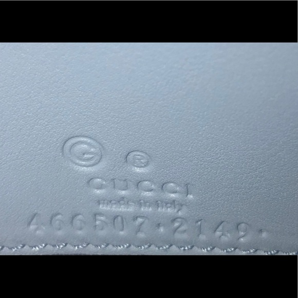 GUCCI WOMEN' MICROGUCCISSIMA CROSSBODY WALLET - Picture 6 of 7